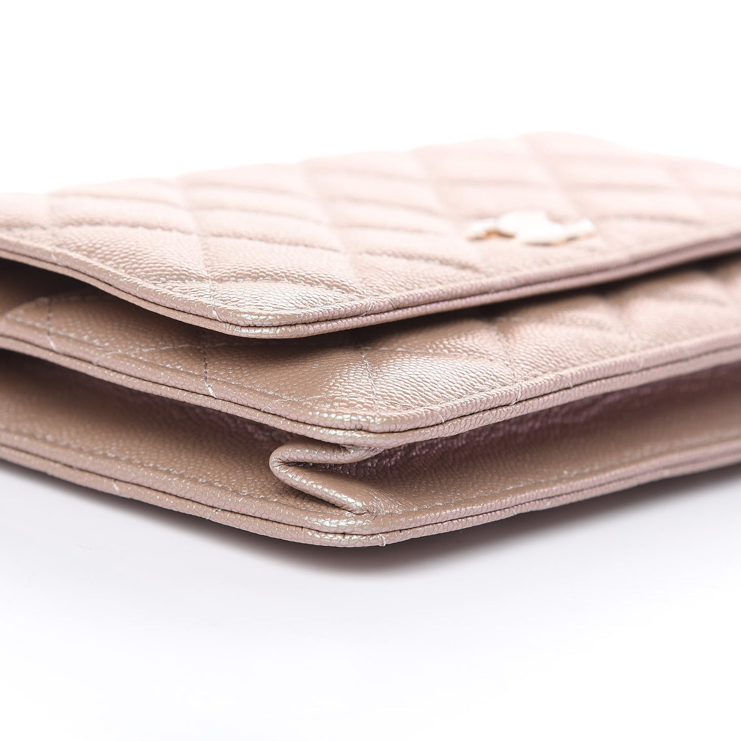 Iridescent Caviar Quilted Wallet On Chain WOC Beige