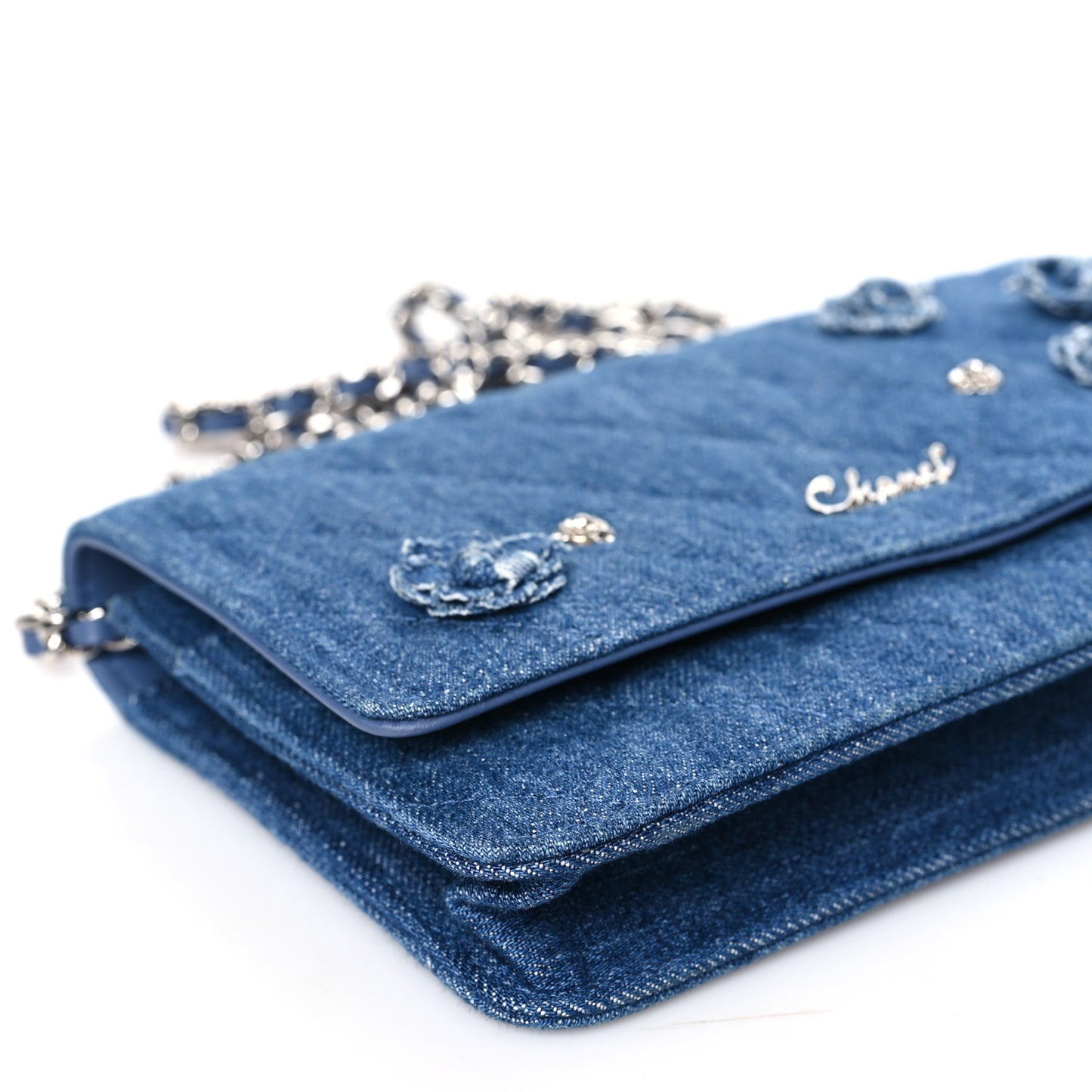 Denim Quilted Camellia Wallet On Chain WOC Blue
