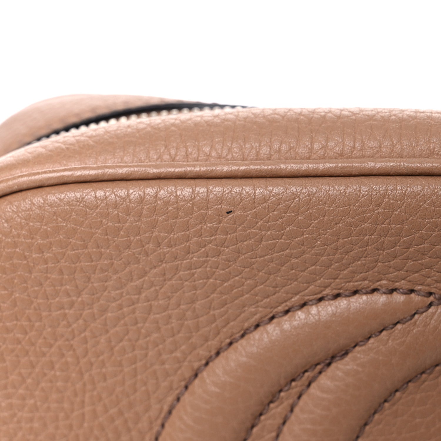 Gucci Pebbled Calfskin Small Soho Disco Bag Camelia 20 of 22