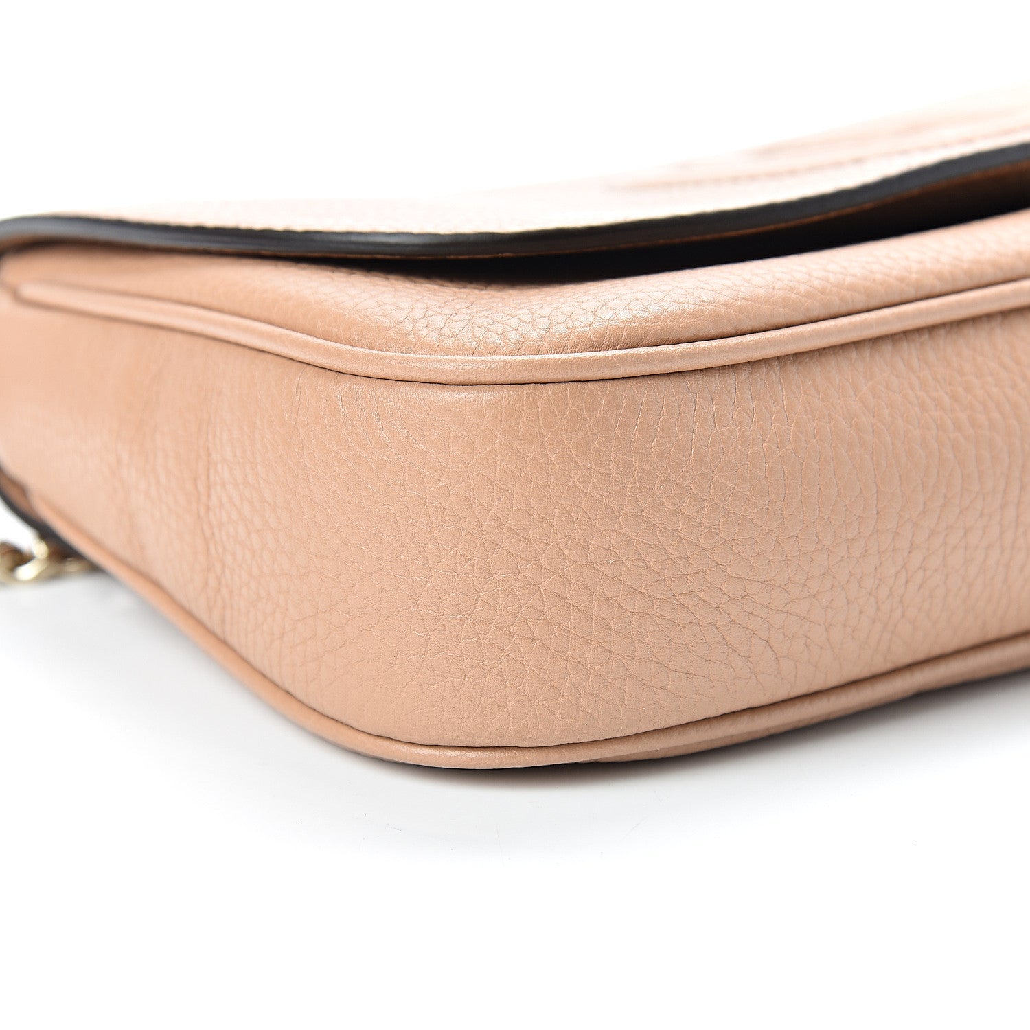 Gucci Pebbled Calfskin Medium Soho Flap Crossbody Camelia 8 of 9