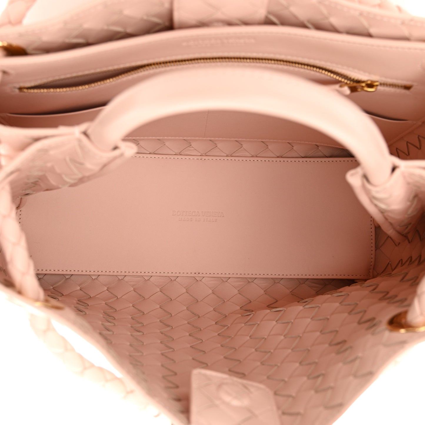 Nappa Intrecciato Medium Andiamo Shoulder Bag Cameo