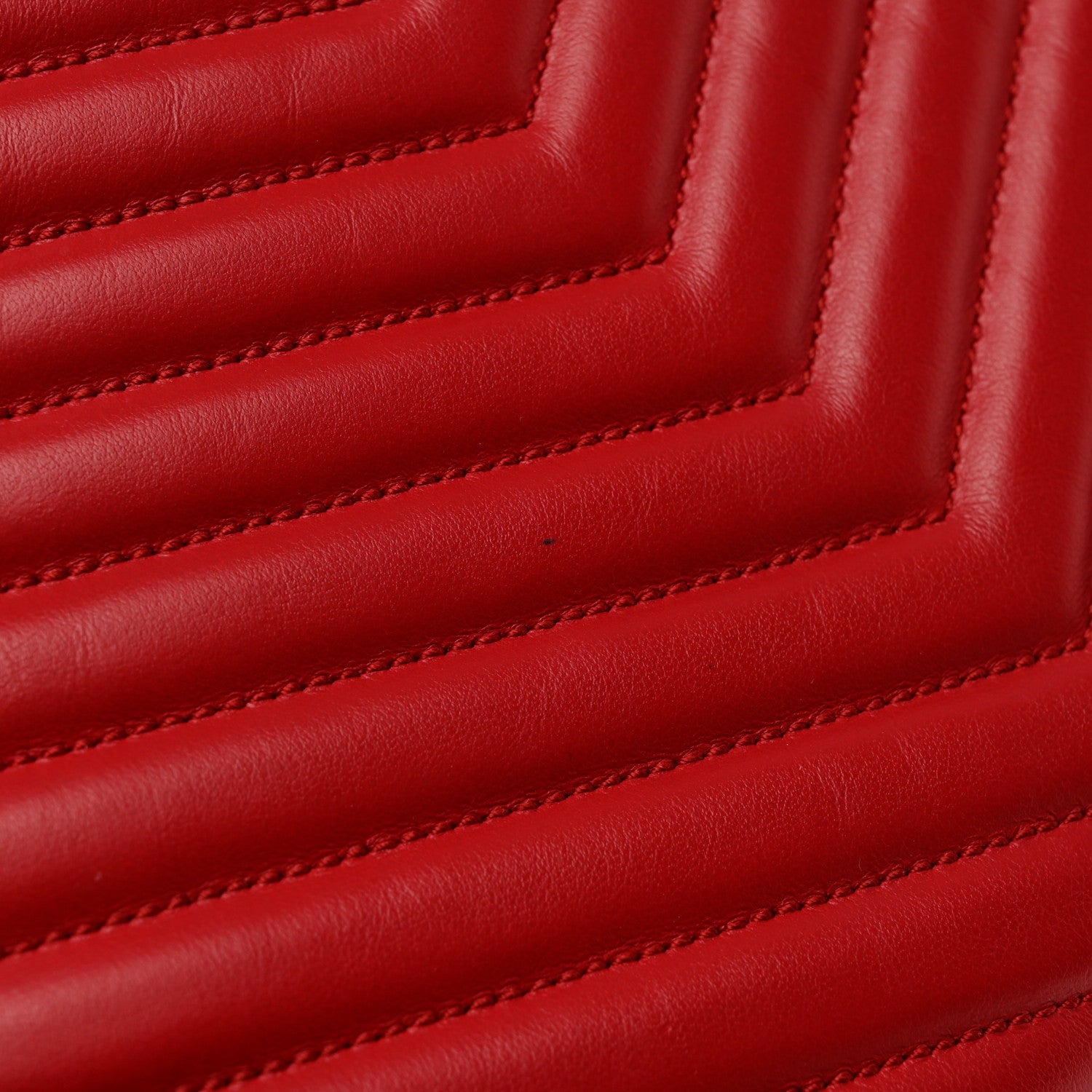 Saint Laurent Calfskin Matelasse Chevron Monogram A5 Wristlet Bandana Red 6 of 10