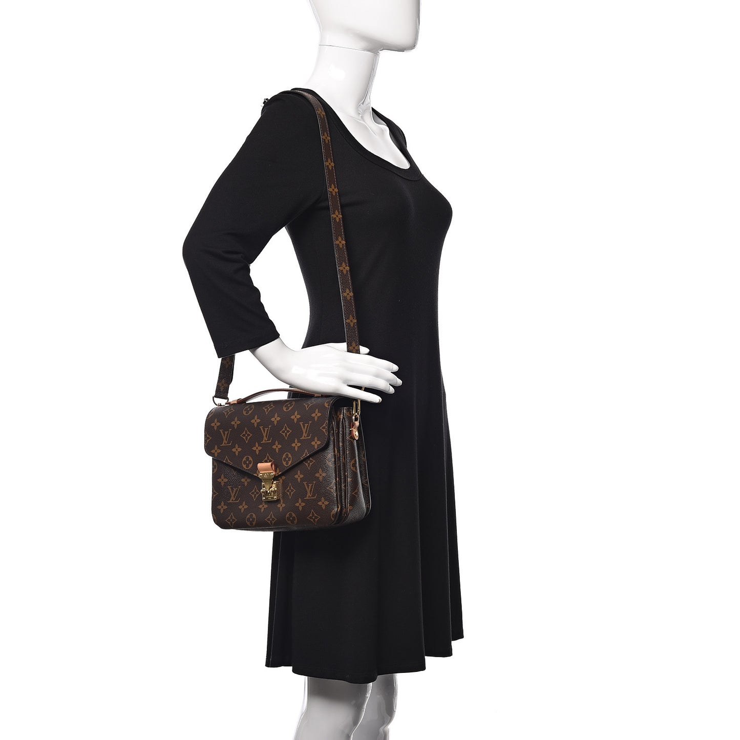 Monogram Pochette Metis