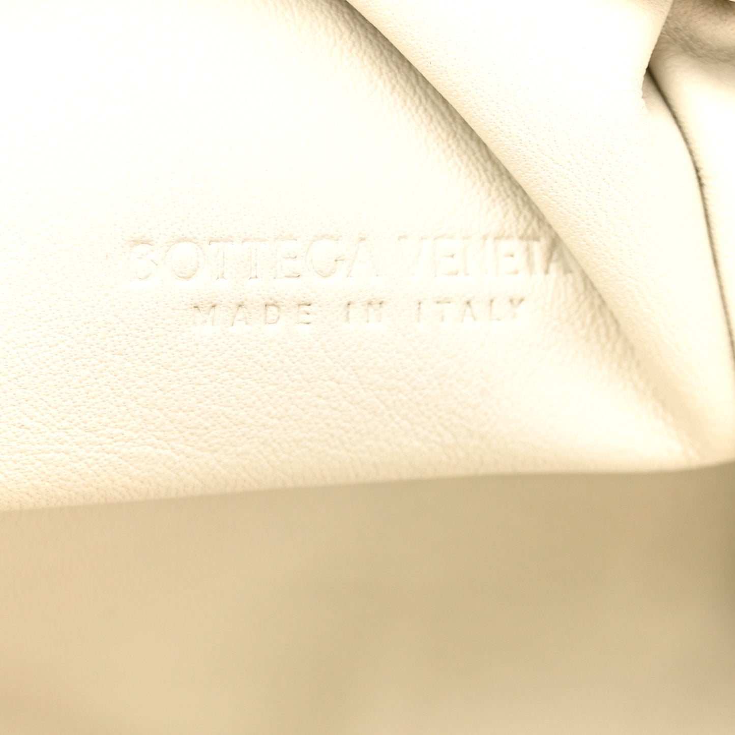 Butter Calfskin The Mini Pouch Plaster