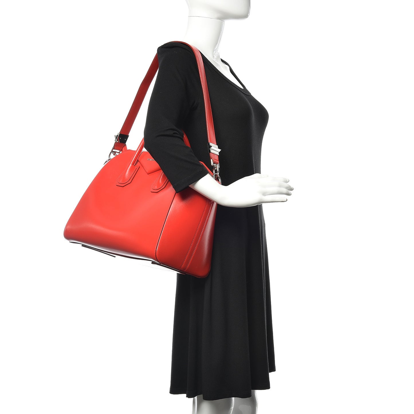Shiny Lord Calfskin Medium Antigona Medium Red