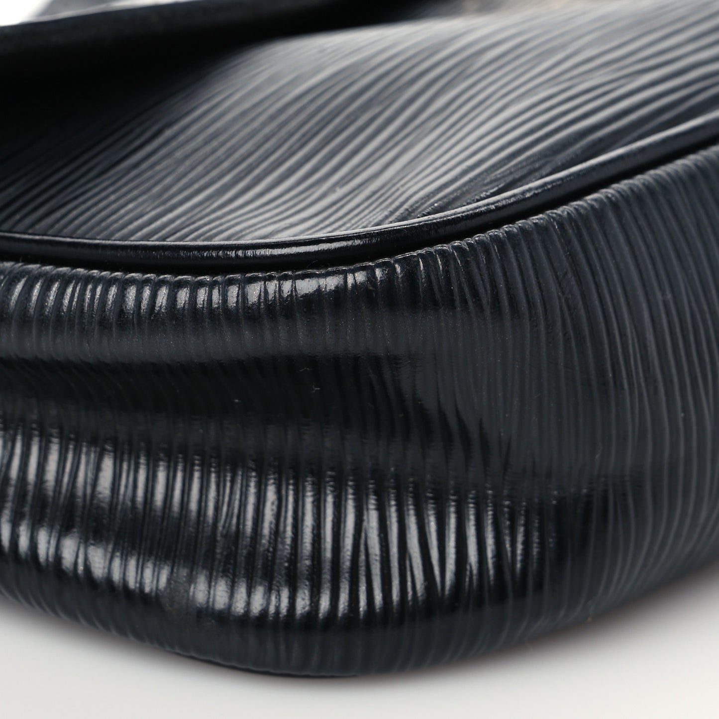 Epi Montaigne Clutch Black