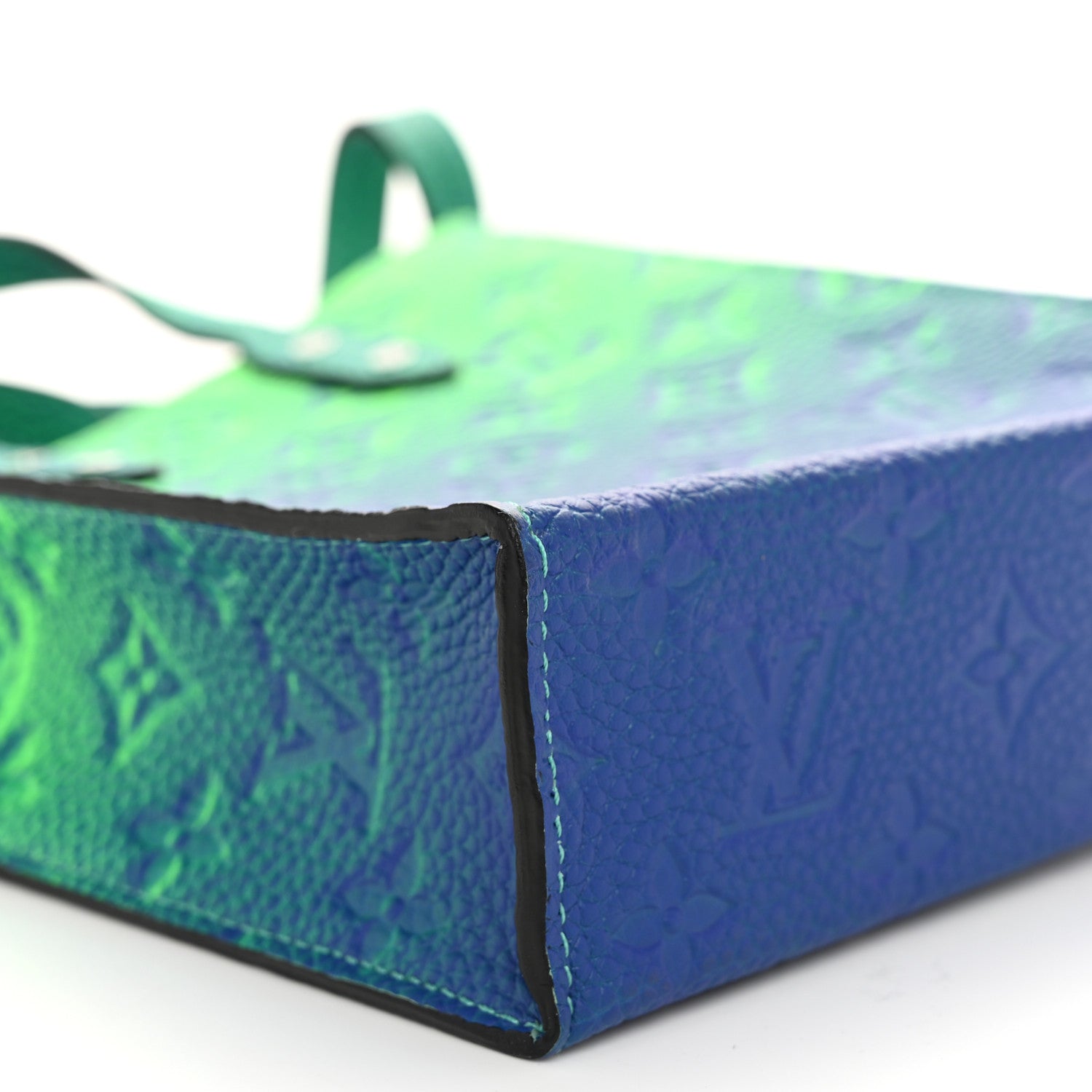 Louis Vuitton Taurillon Illusion Sac Plat XS Bleu Vert 8 of 9