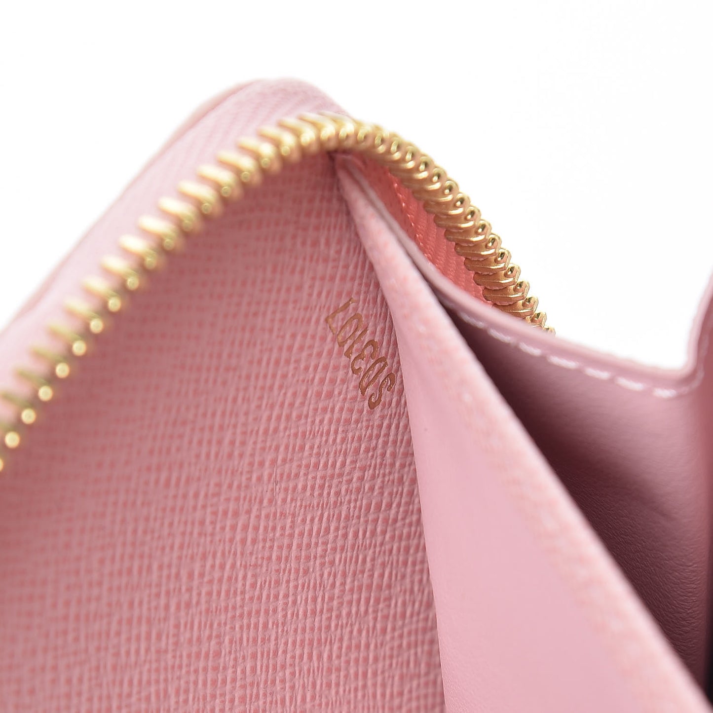 Damier Azur Zippy Wallet Rose Ballerine