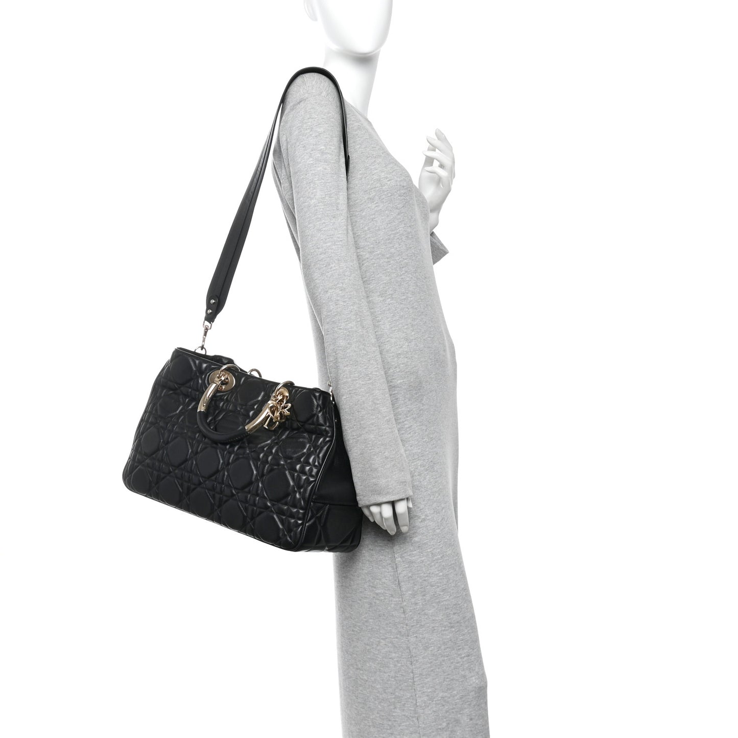 Calfskin Cannage Large The Lady 95.22 Black