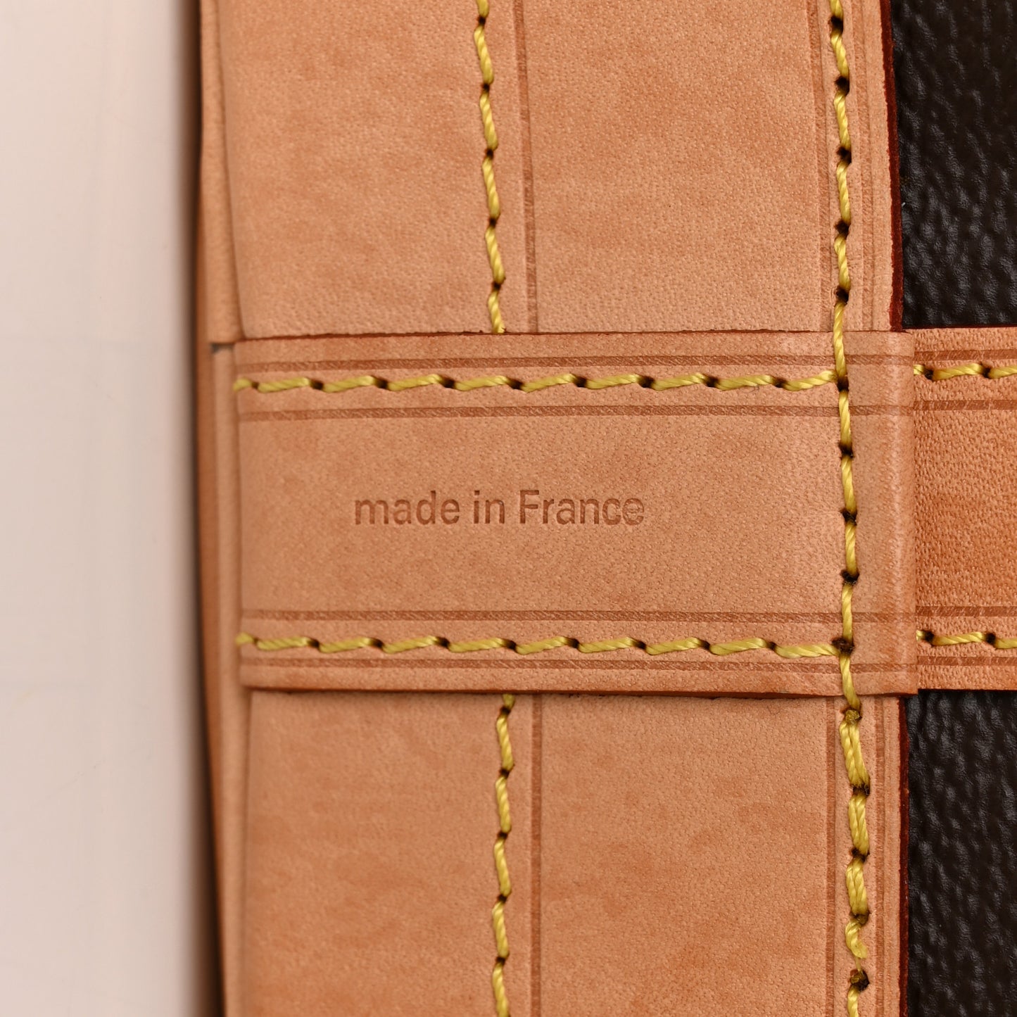 Monogram Noe