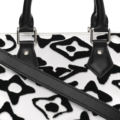 Louis Vuitton X UF Tufted Monogram Speedy Bandouliere 25 White Black 9 of 11