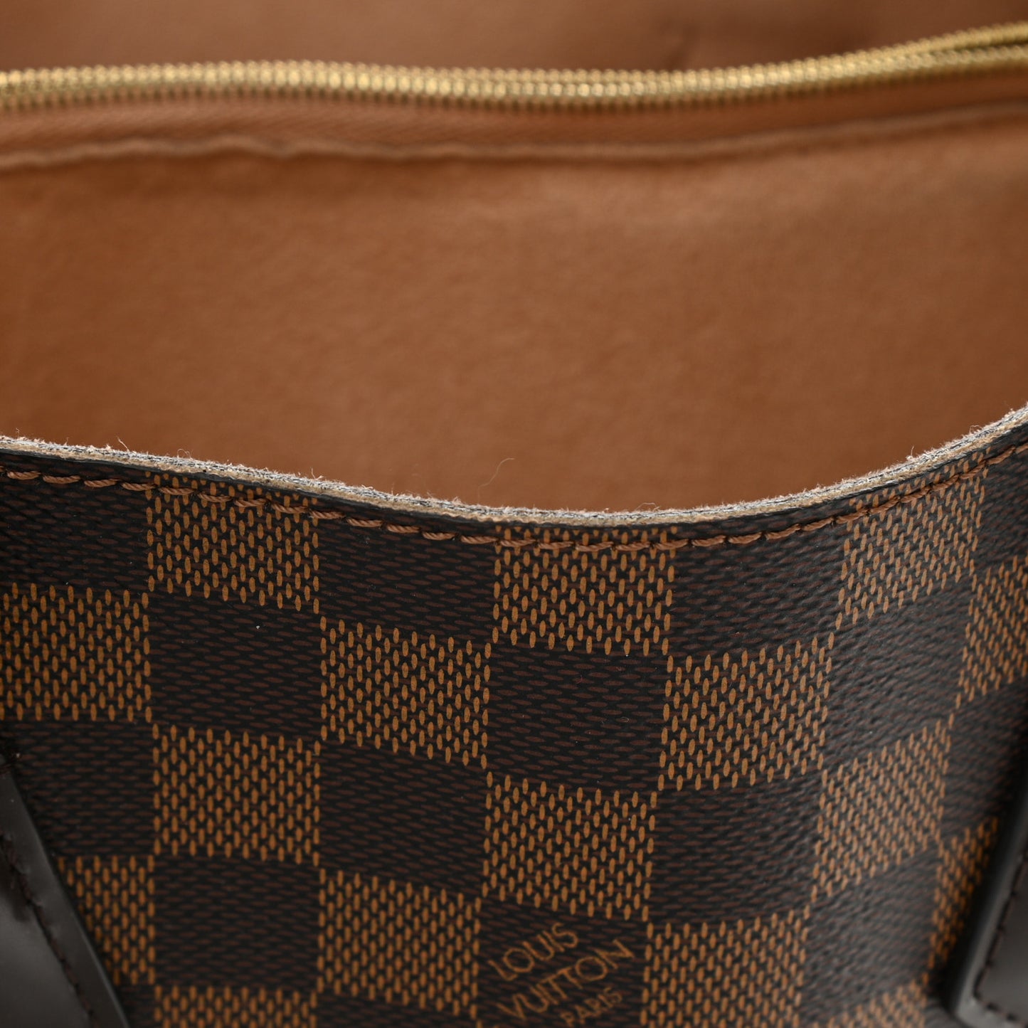 Damier Ebene Kensington