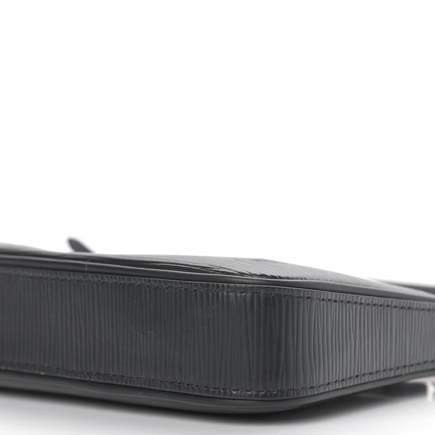 Epi Easy Pouch On Strap Black