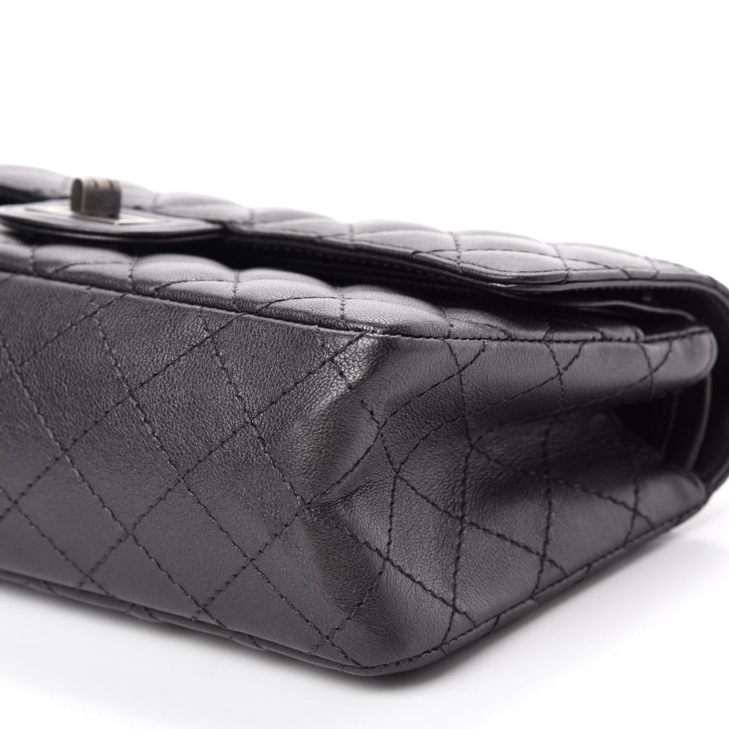 Metallic Sheepskin Quilted 2.55 Reissue 225 Flap Black