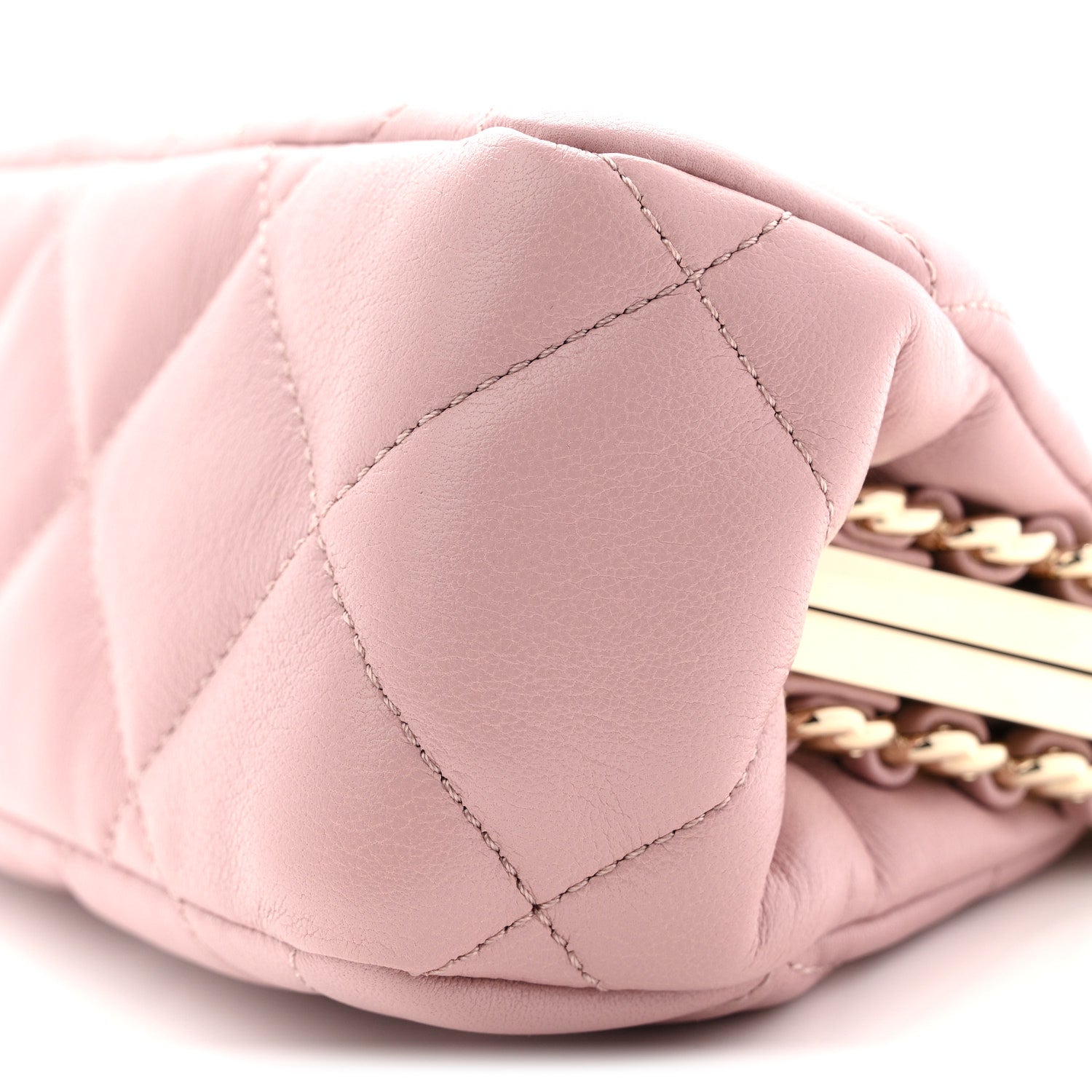 CHANEL ヴィンテージ キルティング クラッチ／クリムゾン） Chanel Lambskin Quilted Chain Frame Clutch Pink 1871465 – FASHIONPHILE