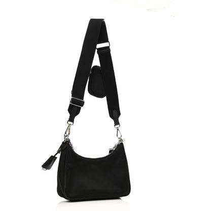 Prada Nylon Re-Edition 2005 Shoulder Bag Black 3 of 11
