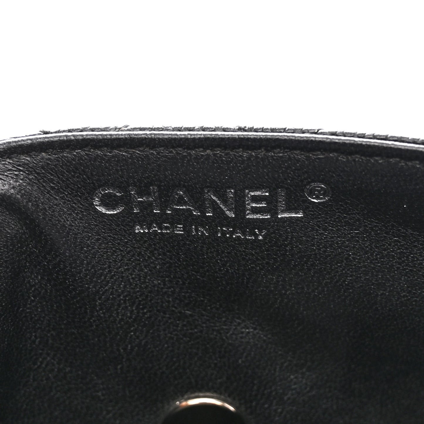 Caviar Quilted East West Flap Black