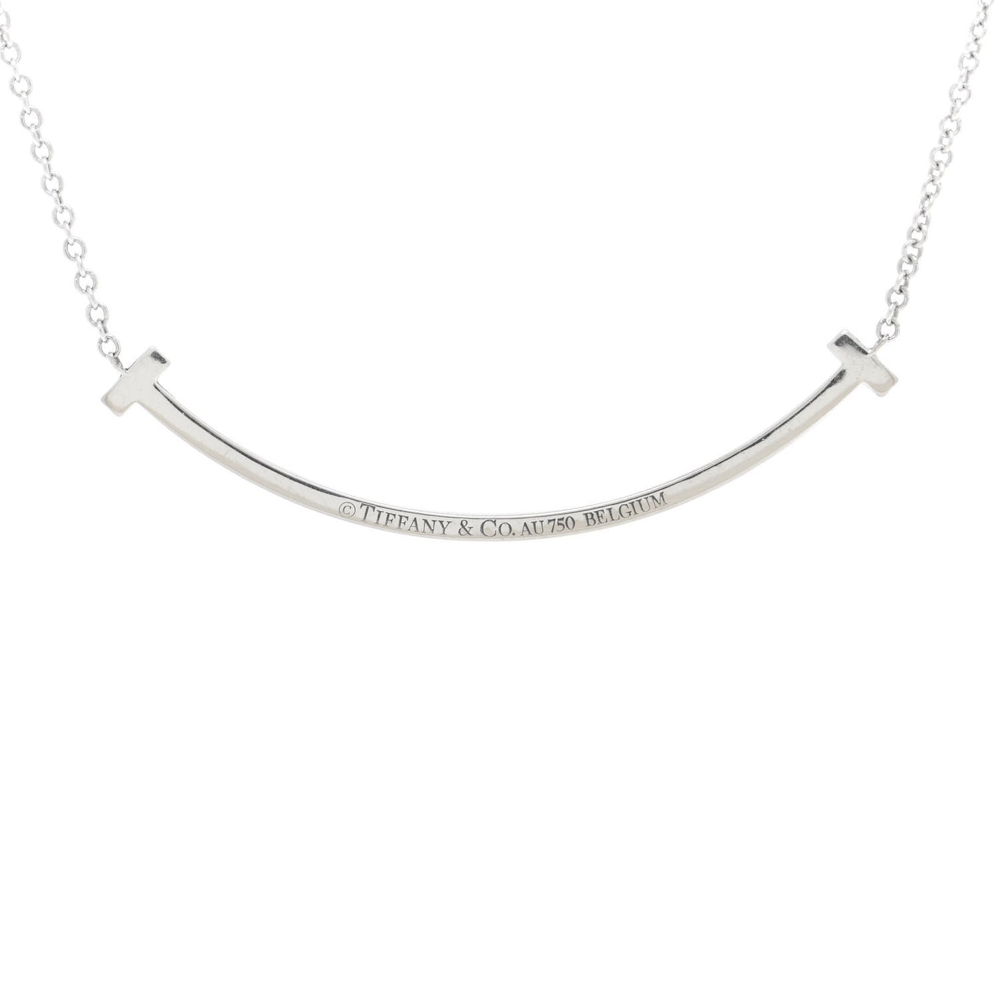 18K White Gold Blue Sapphire Small T Smile Pendant Necklace