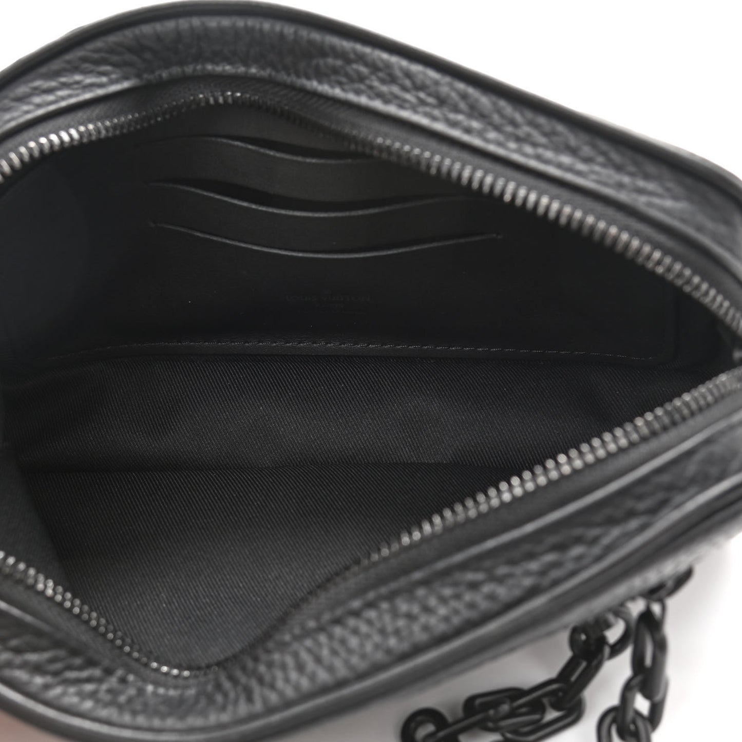 Taurillon Monogram Pochette Volga Black