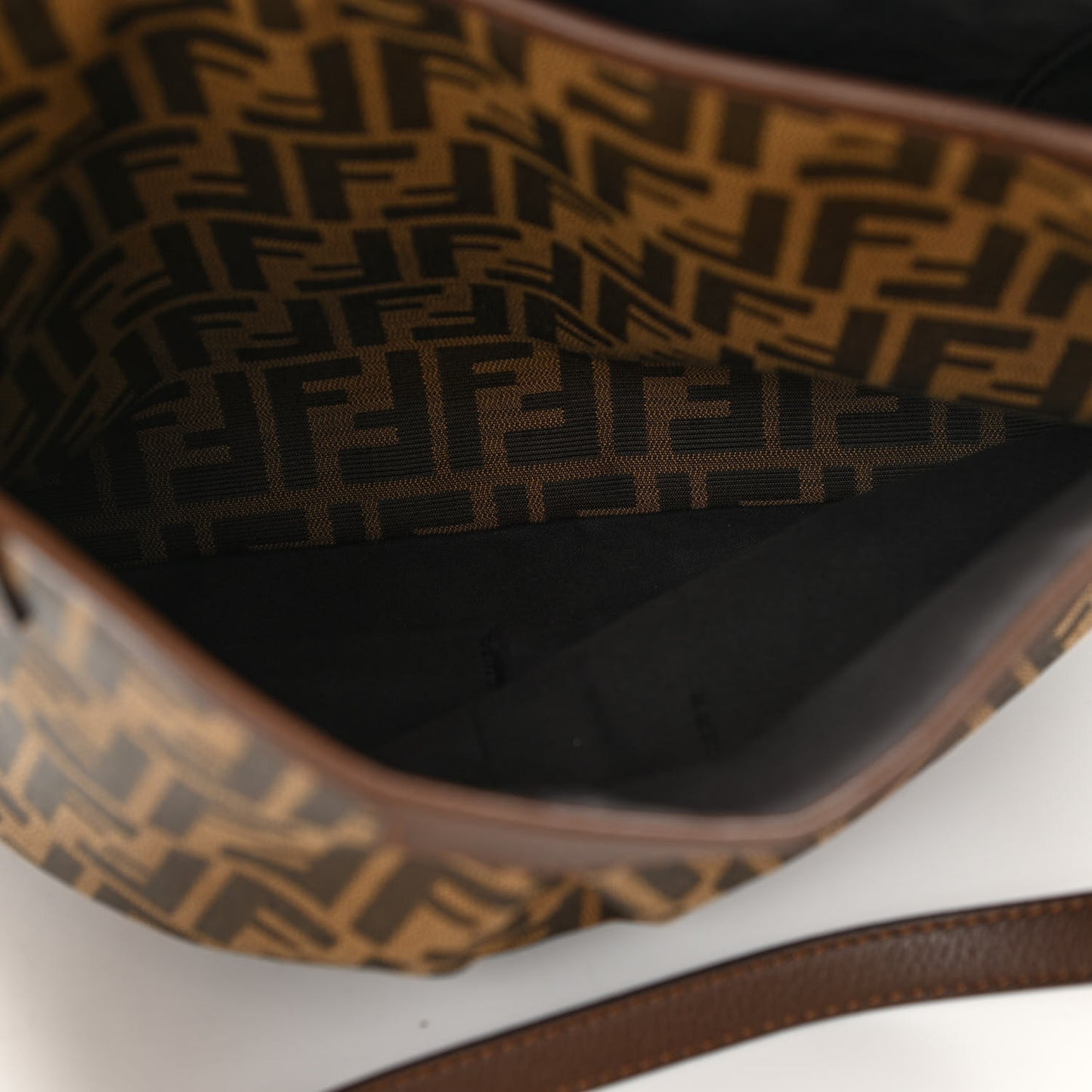 Zucca Vitello Artic Grande Shopping Tote Tobacco Castagna