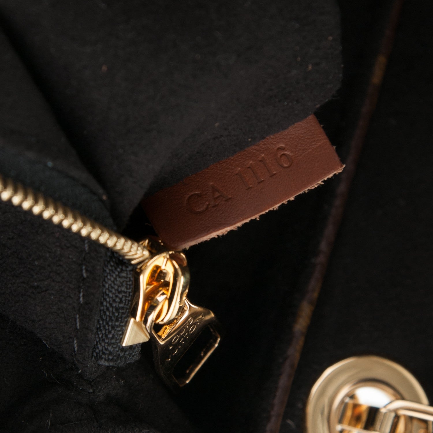 Louis Vuitton Monogram Pallas Chain Black 7 of 7