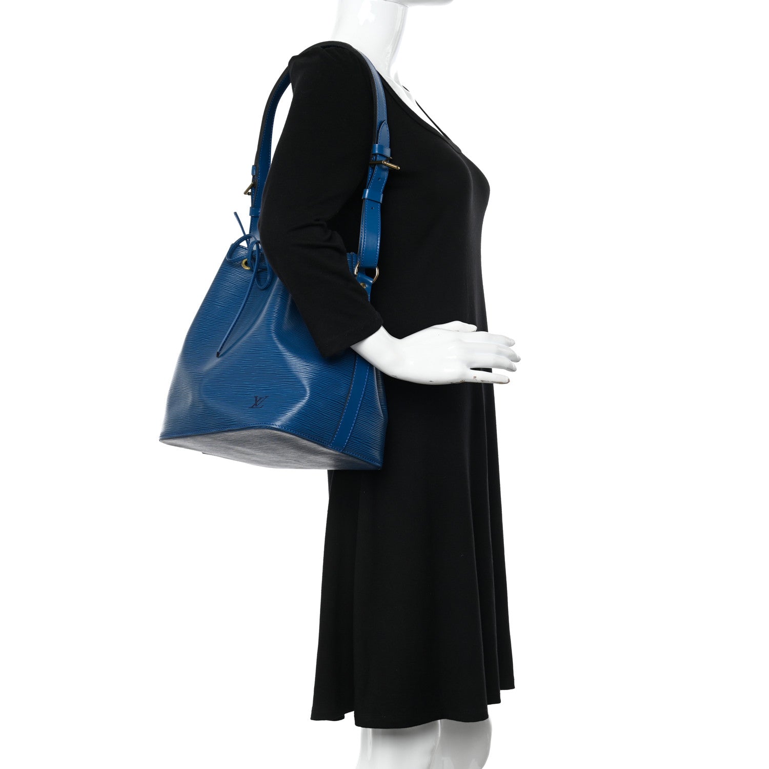 Louis Vuitton Epi Petit Noe Toledo 2 of 10