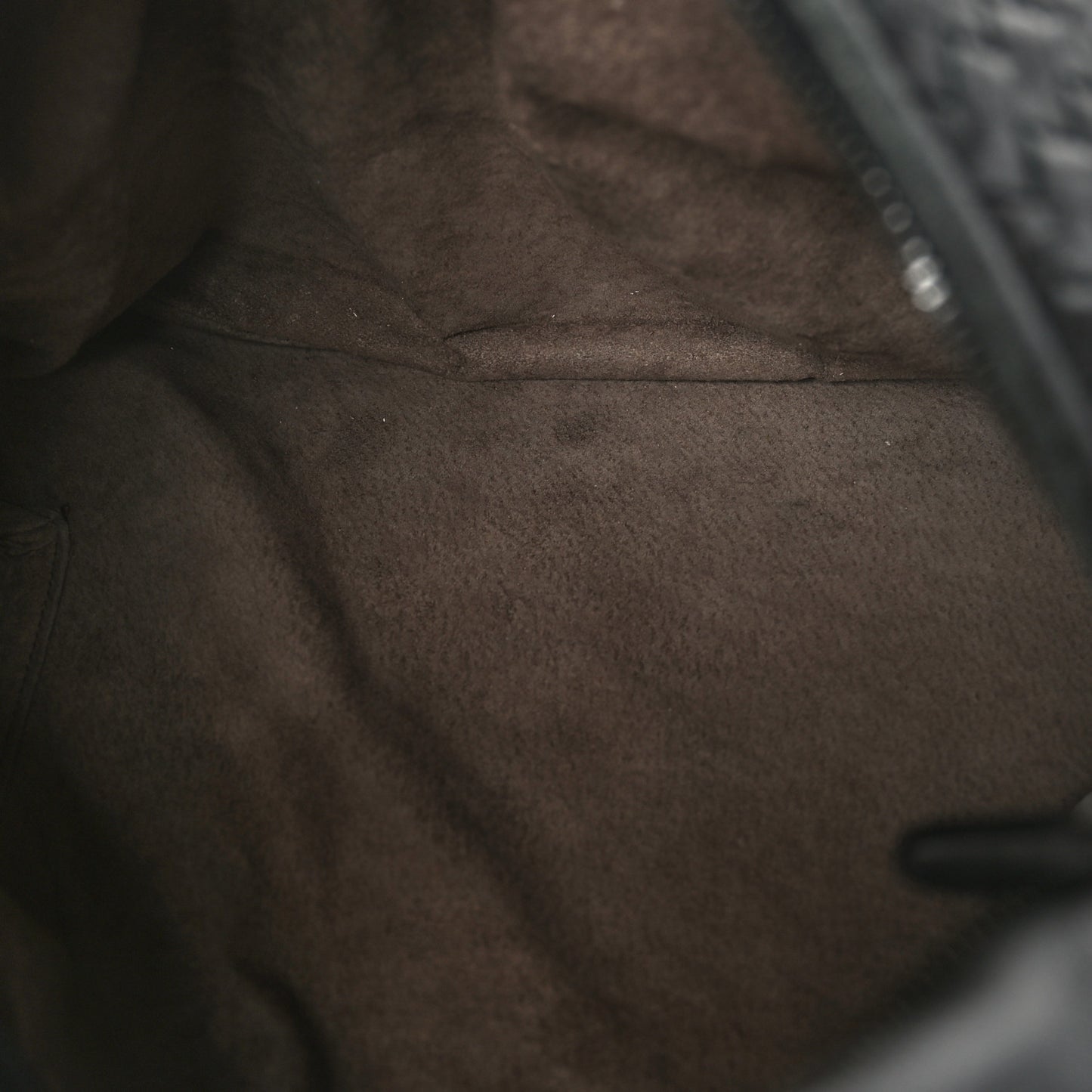 Nappa Intrecciato Large Veneta Hobo Black