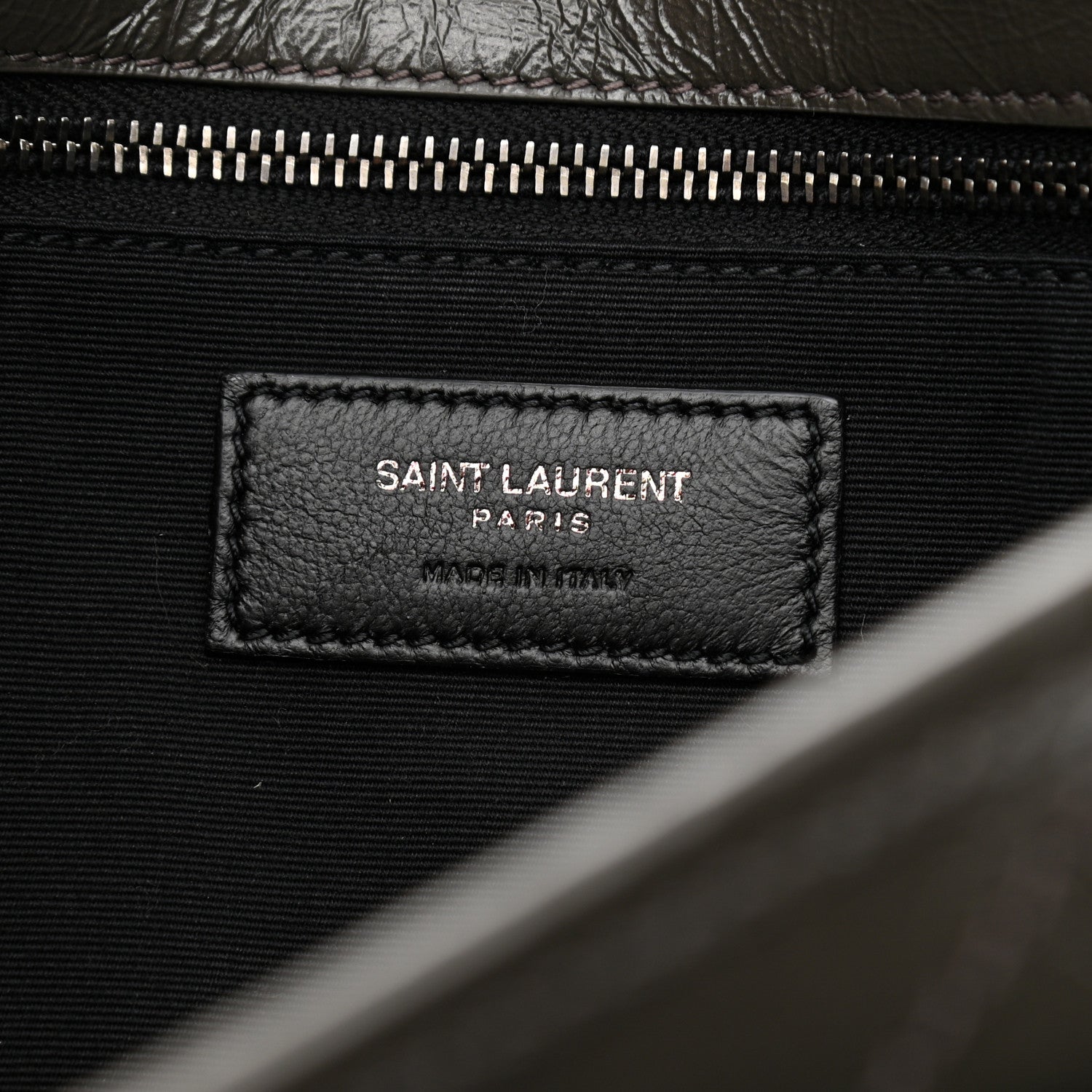 Saint Laurent Crinkled Calfskin Matelasse Monogram Medium Niki Chain Pebble 7 of 8