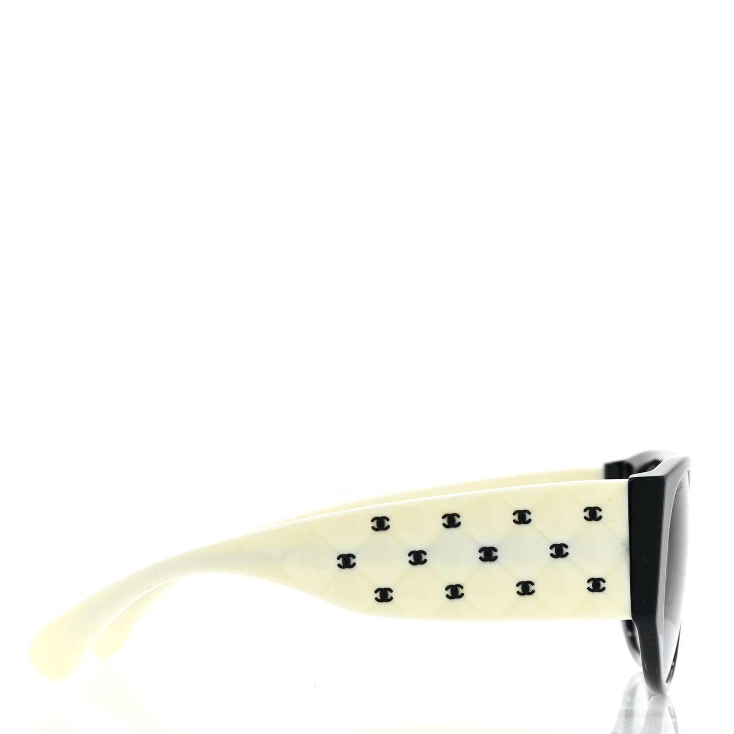 Acetate Quilted CC Pilot Sunglasses 71465 White Black