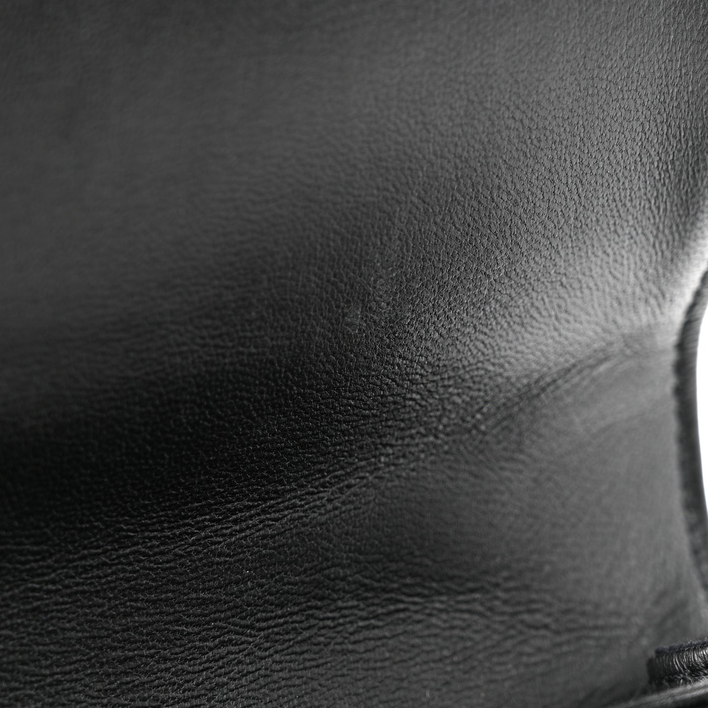 Velvet City Calfskin Cahier Bag Black