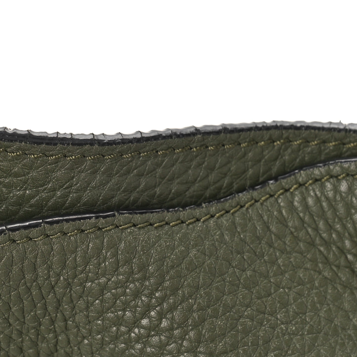 Pebbled Calfskin Small Rockstud Flip-Lock Messenger Bag Oasis