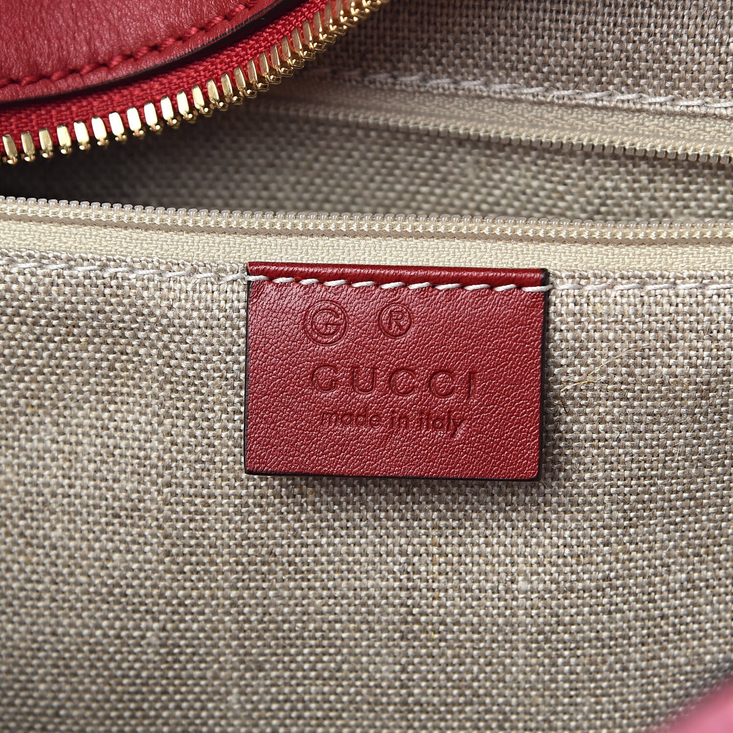Gucci Soft Microguccissima Medium Crossbody Bag Rosso 6 of 11