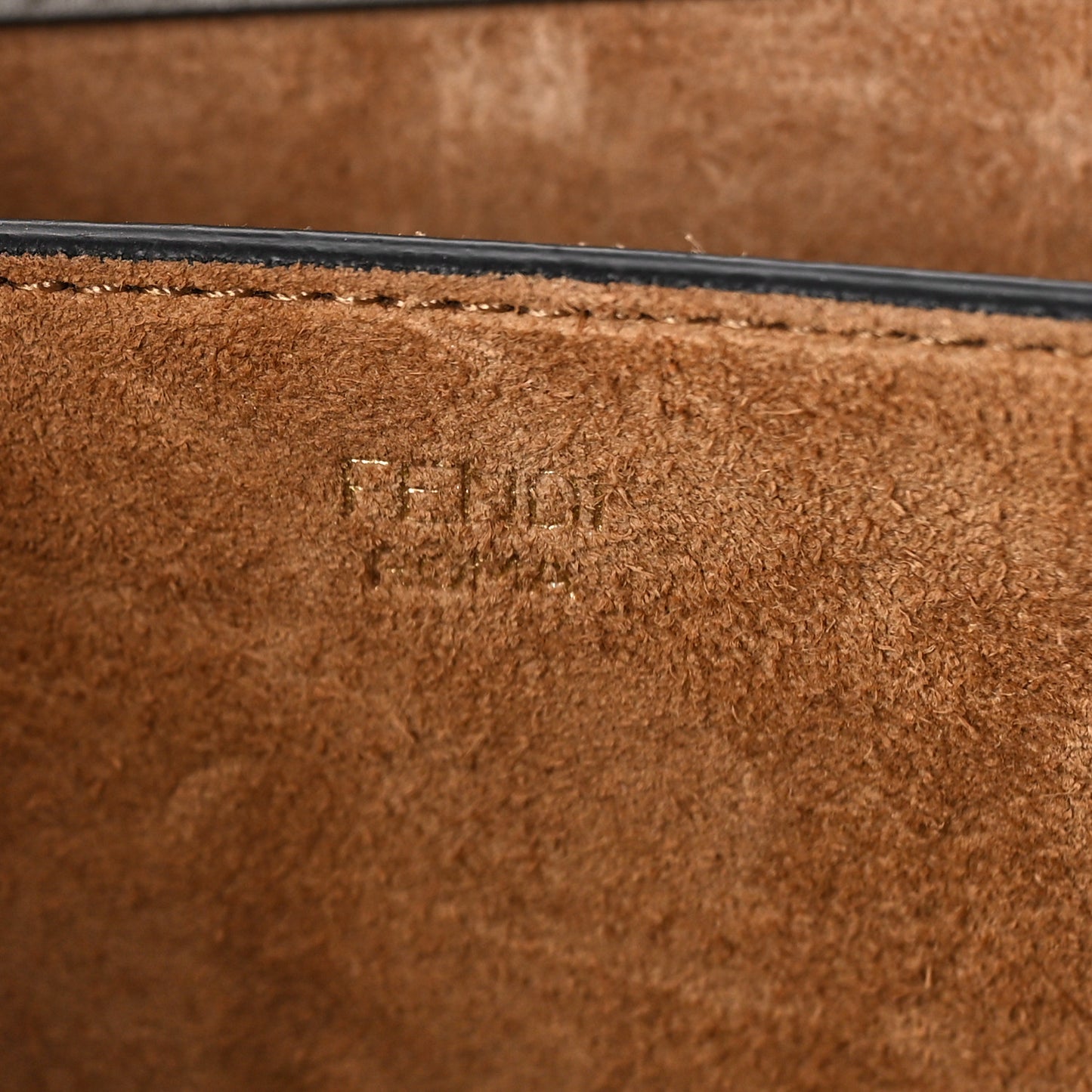 Vitello King Luxor Fendi Touch Shoulder Bag Tartufo