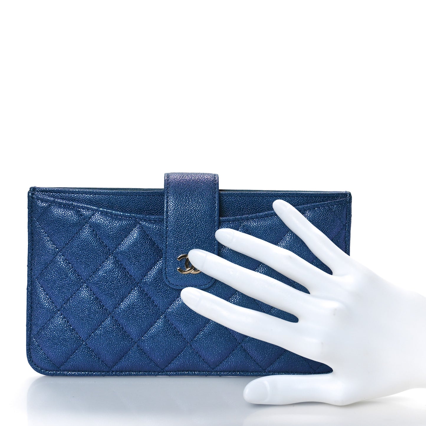 Iridescent Caviar Quilted Classic Strap Pouch Dark Blue