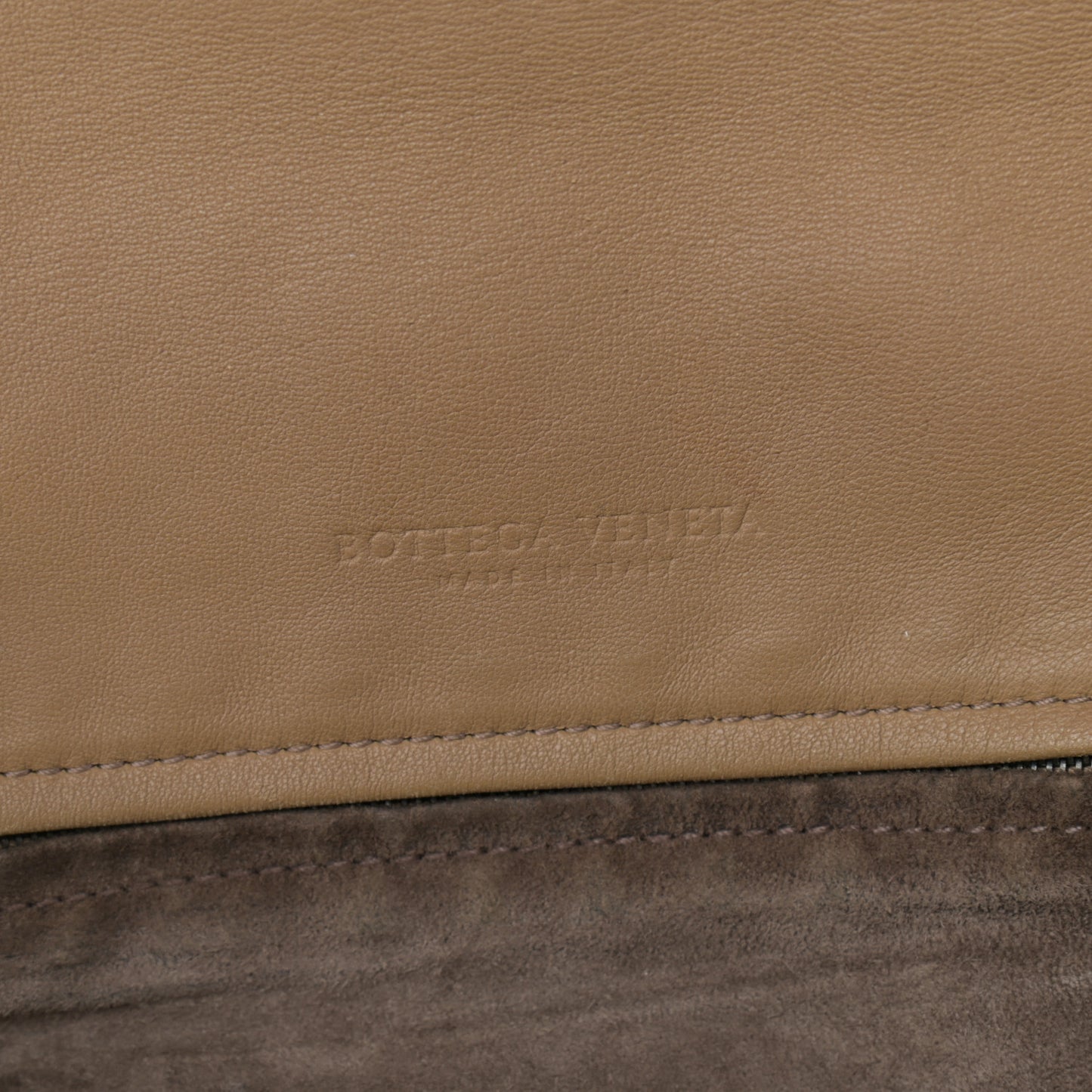 Nappa Intrecciato Small Messenger Flap Walnut