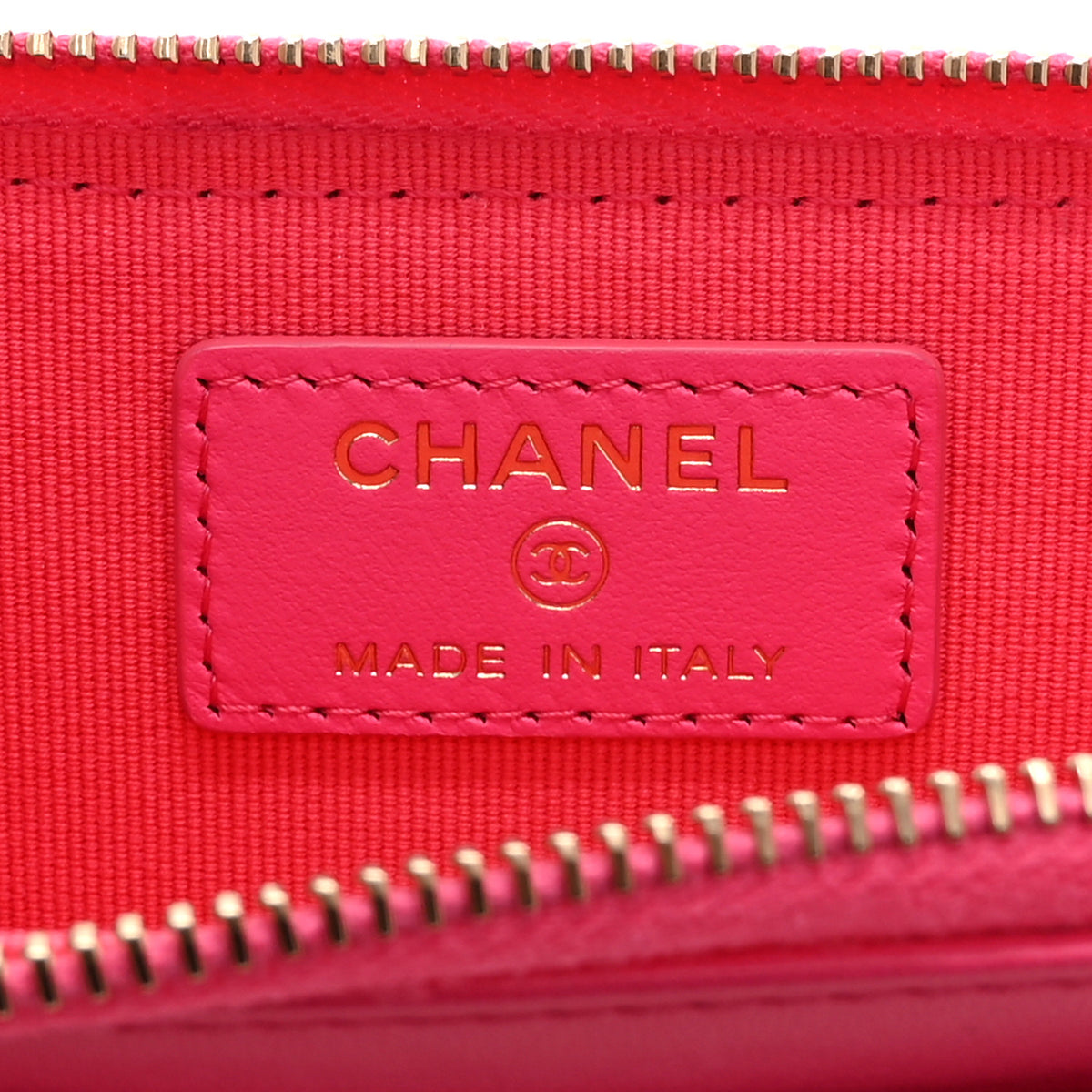 Lambskin Quilted Chanel 19 Zip Card Holder Pink