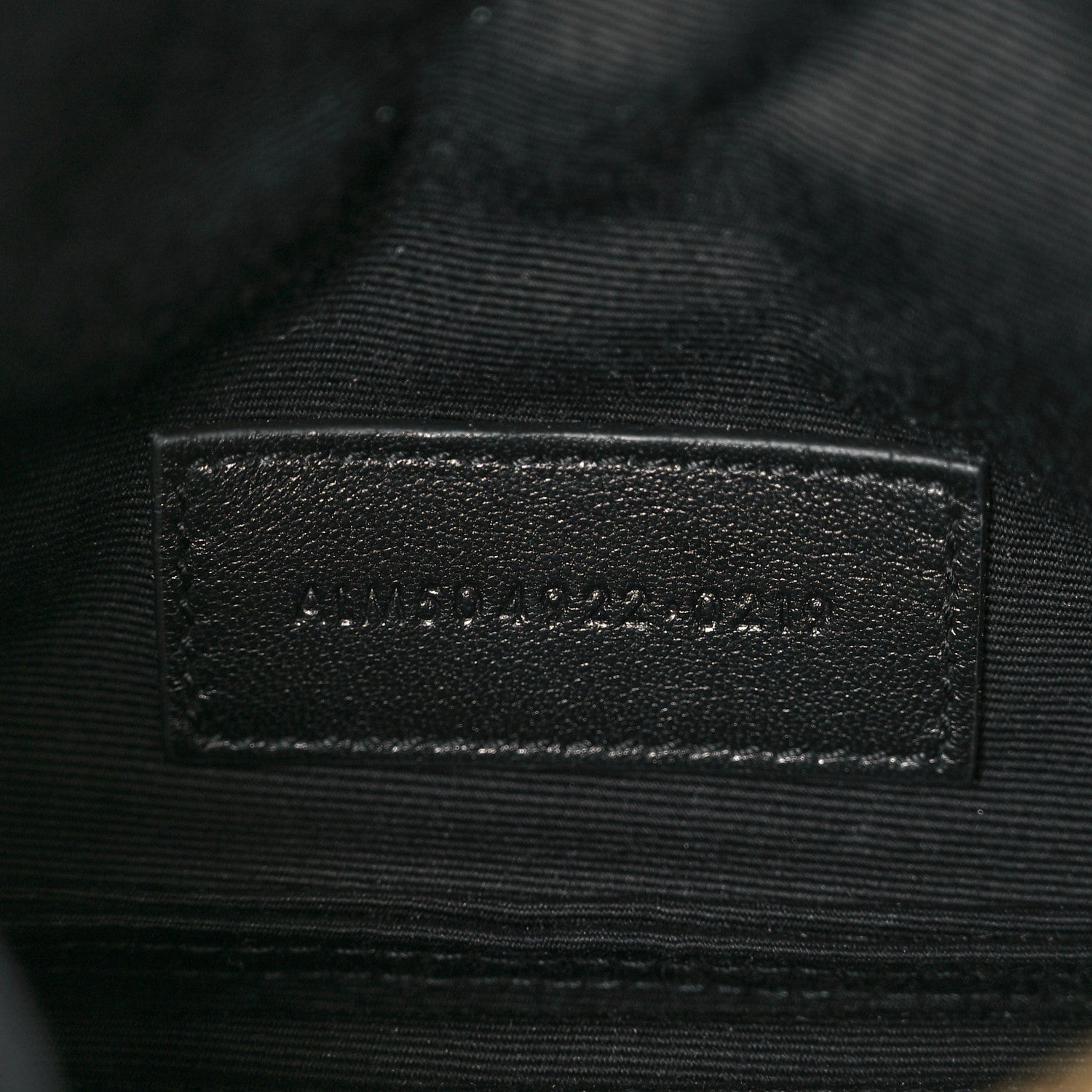 Saint Laurent Grain De Poudre Chevron Monogram Bill Pouch Black 7 of 9