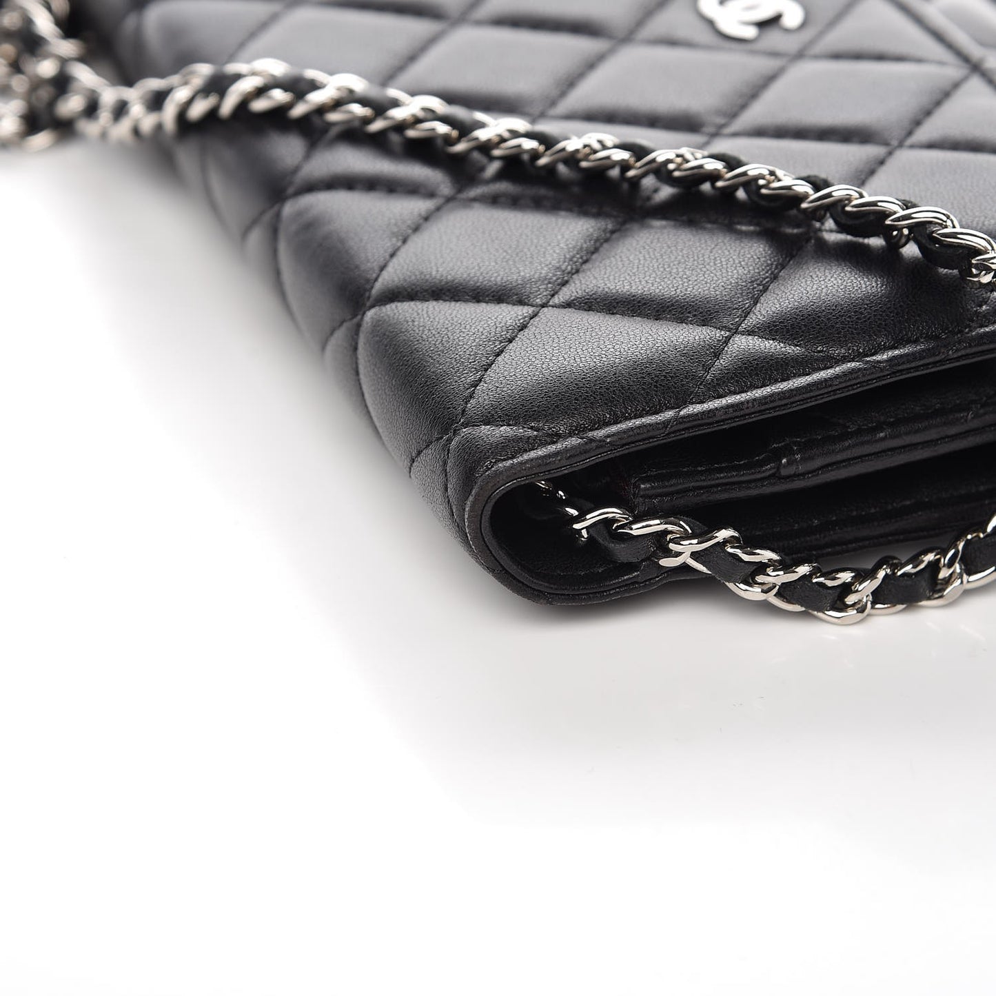 Lambskin Quilted Wallet On Chain WOC Black