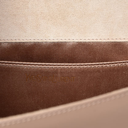 Saint Laurent Patent Calfskin Monogram Large Belle De Jour Clutch Chair 6 of 9