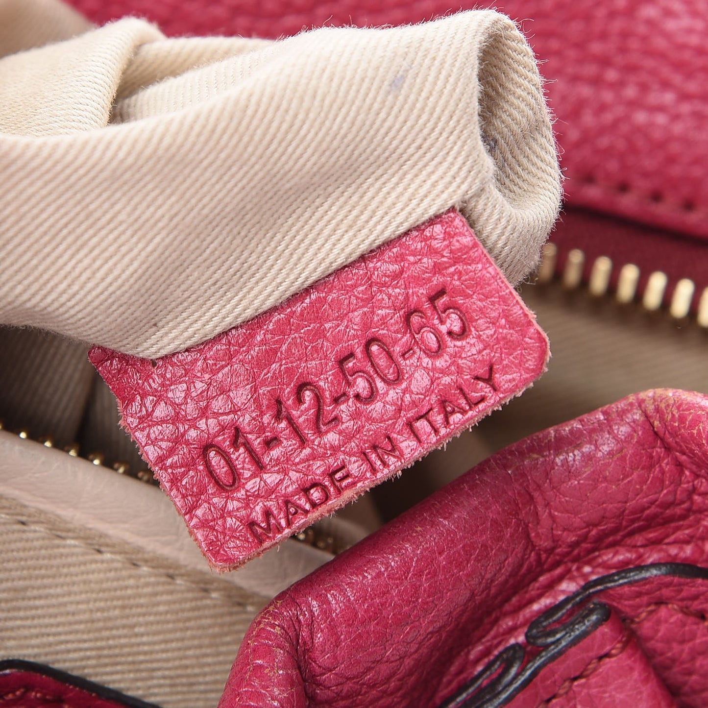 Calfskin Medium Paraty Cyclamen