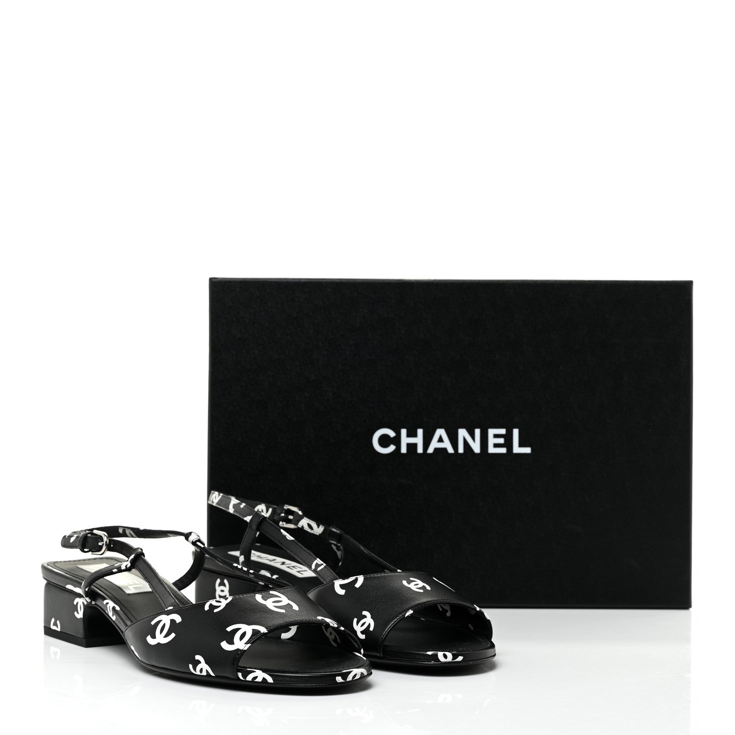 Chanel Printed Lambskin CC Slingback Sandals 40 Black White 12 of 12