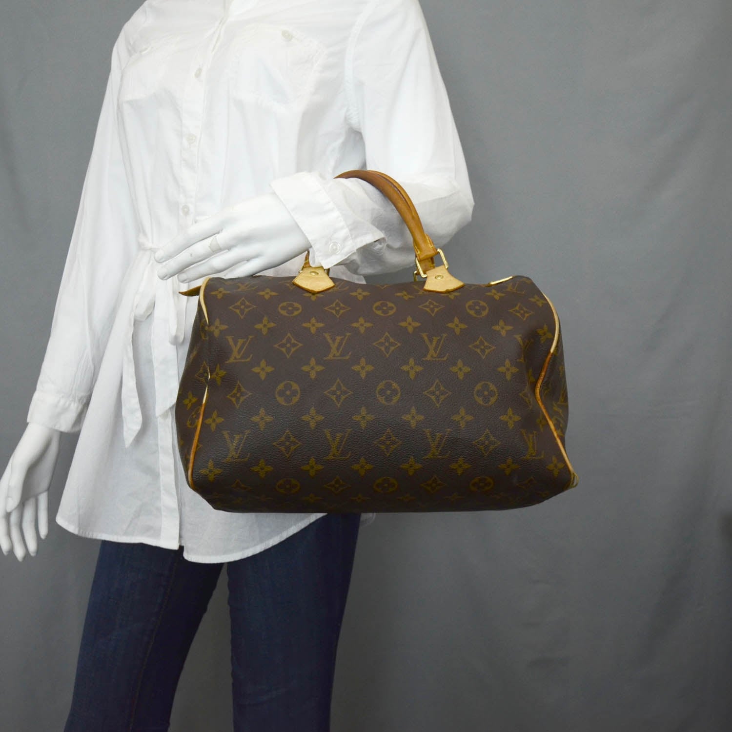 Louis Vuitton Monogram Speedy 30 2 of 8
