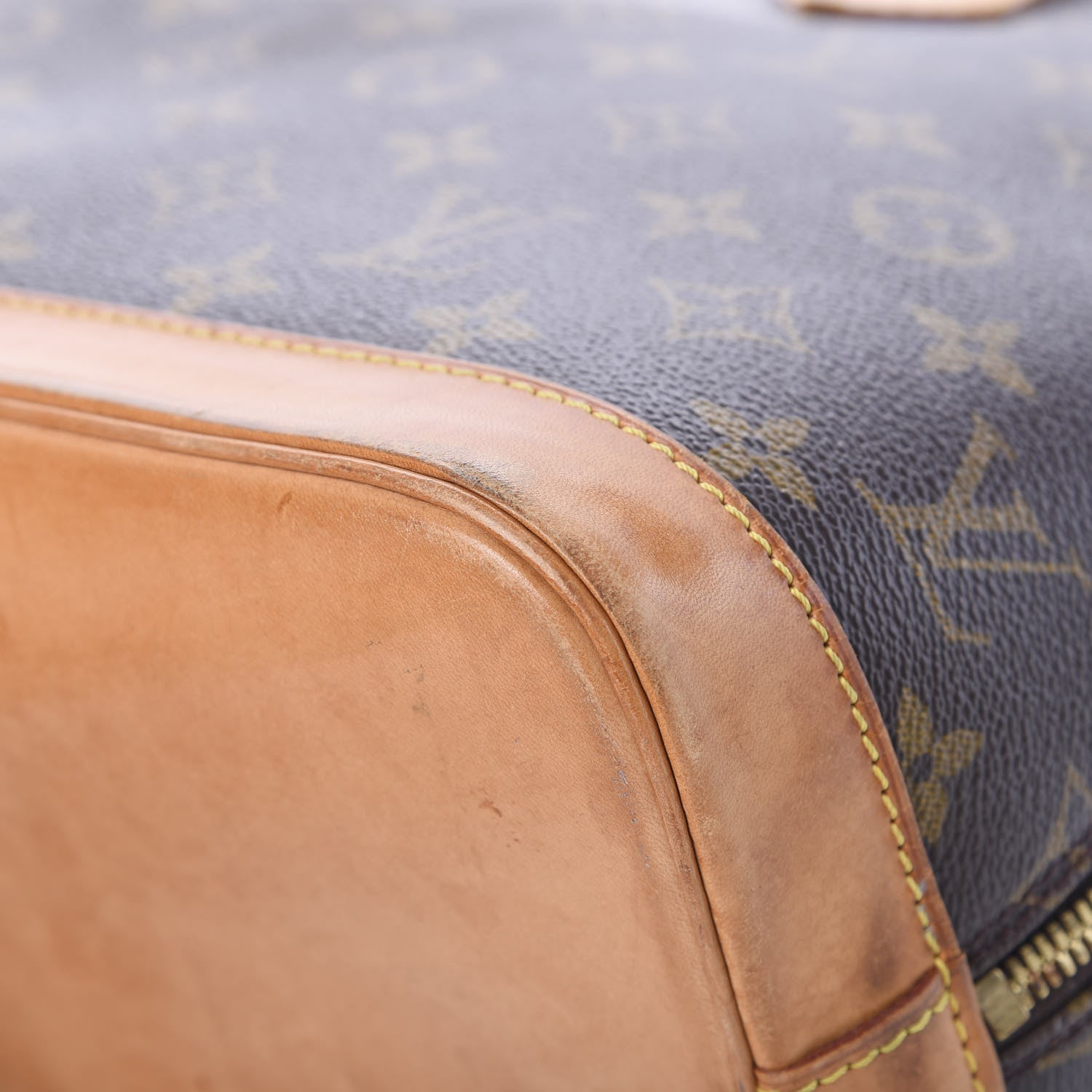 Louis Vuitton Monogram Alma PM 9 of 19