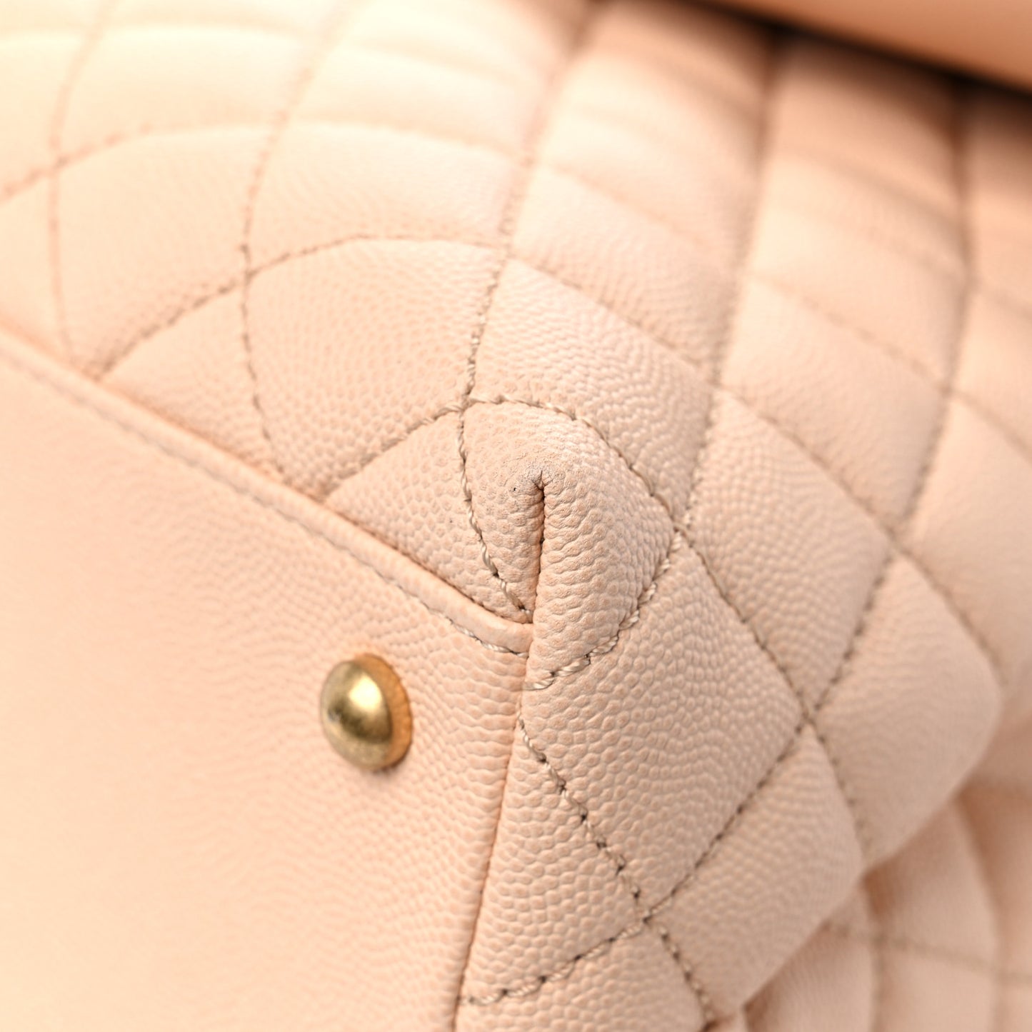 Caviar Quilted Medium Coco Handle Flap Light Beige