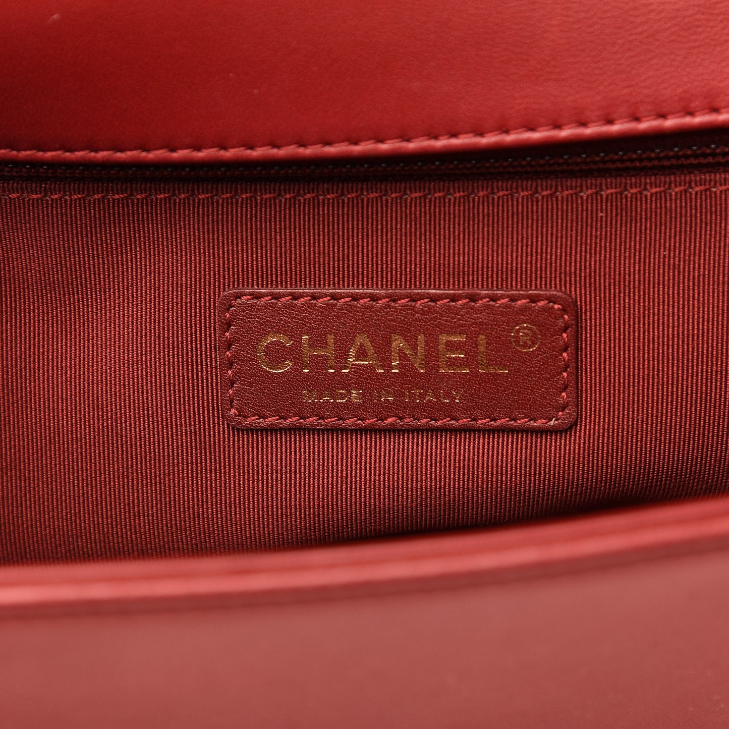 Lambskin Quilted New Medium Boy Flap Red