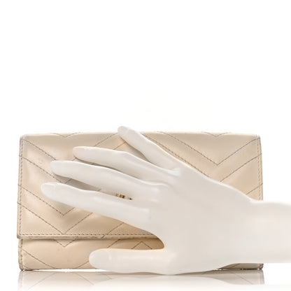 Gucci Calfskin Matelasse GG Marmont Continental Wallet Mystic White 2 of 10