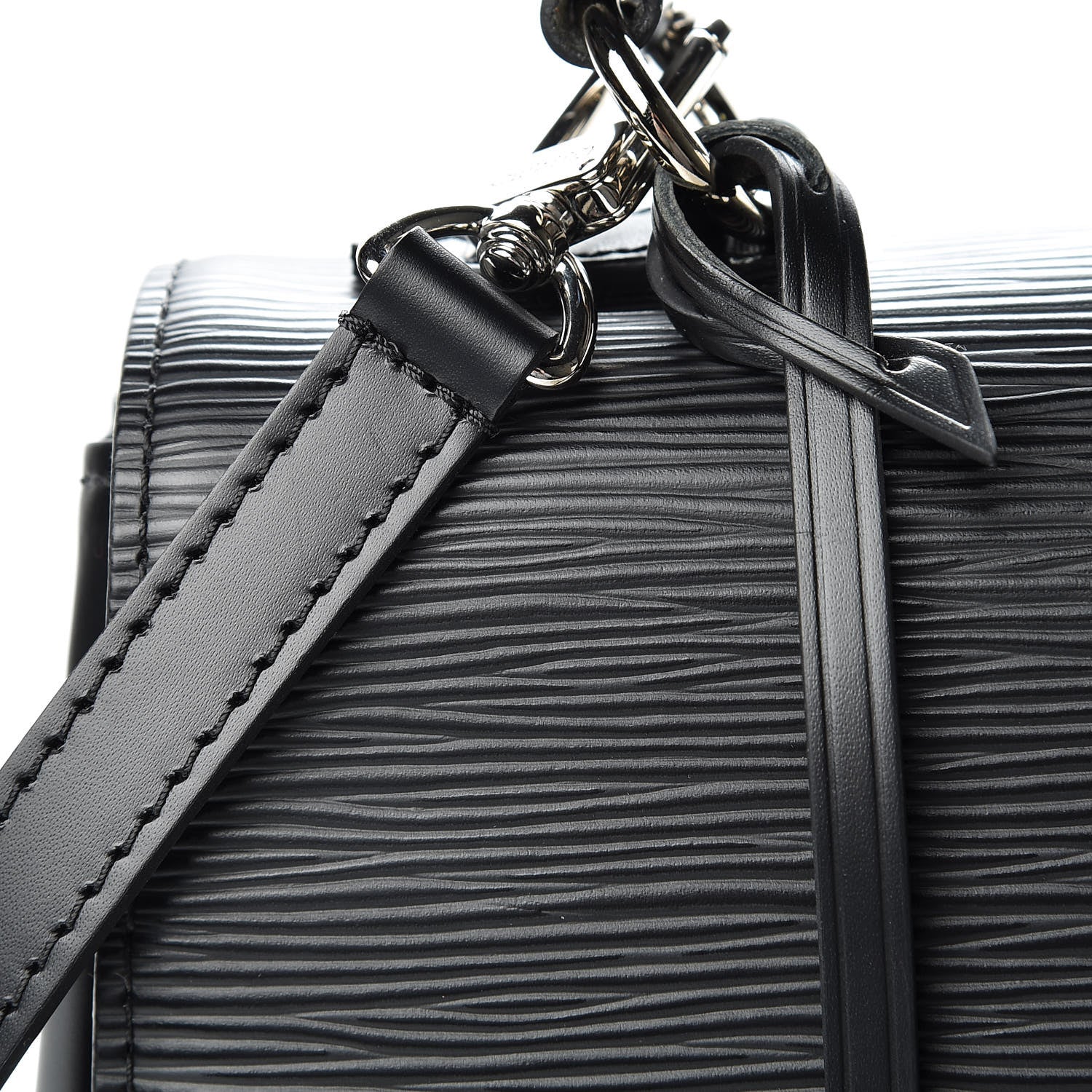 Louis Vuitton Epi Cluny MM Black 8 of 12