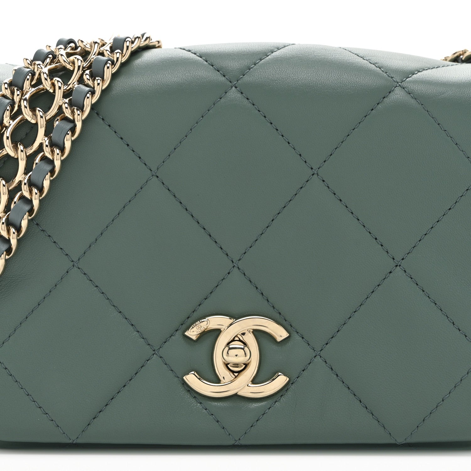 CHANELシャネルビューティーノベルティバッグ　グリーン Mini flap bag with top handle, Crocodile embossed calfskin & gold