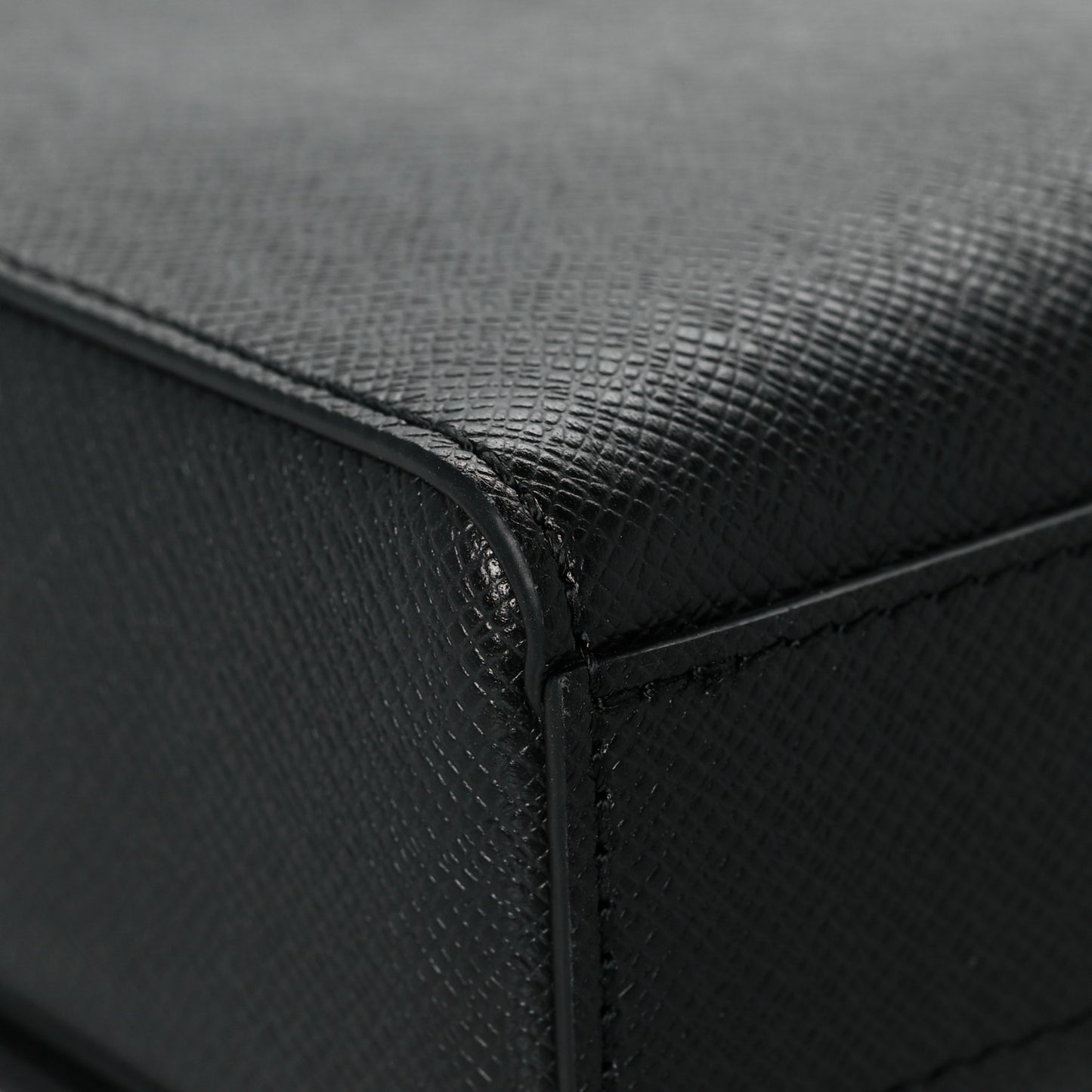 Taiga New Flap Messenger Black