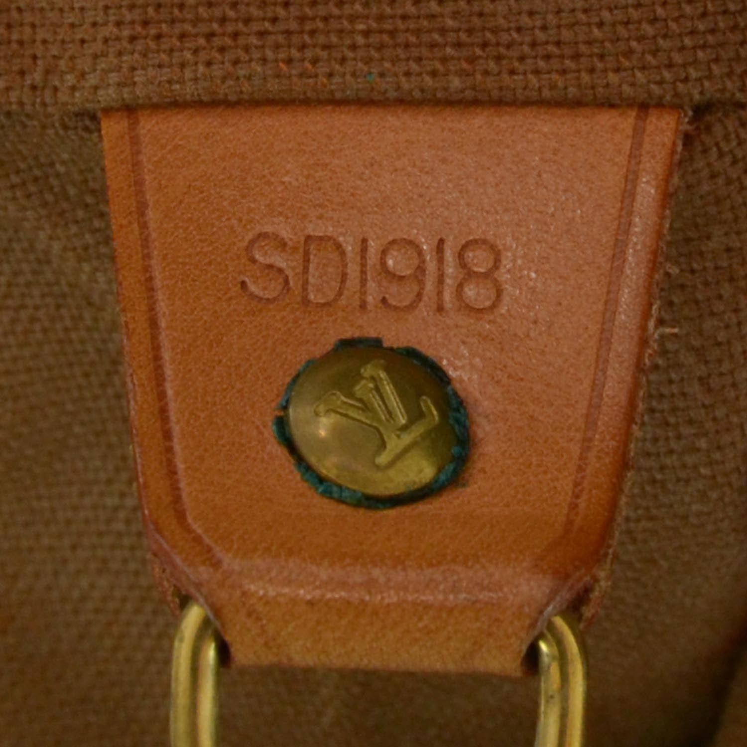 Louis Vuitton Monogram Montsouris MM Backpack 5 of 7